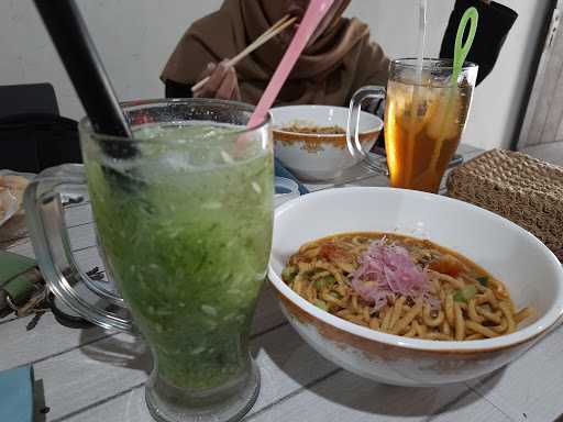 Mie Aceh Maumere 2