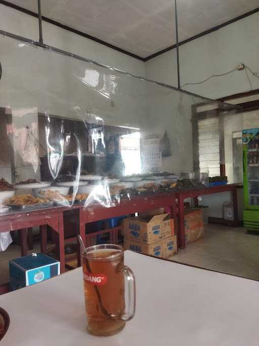 Warung Mangut Welut Hj. Nasimah Sampangan 2