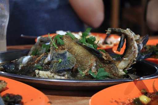 Seafood Restaurant Indah Jaya 4