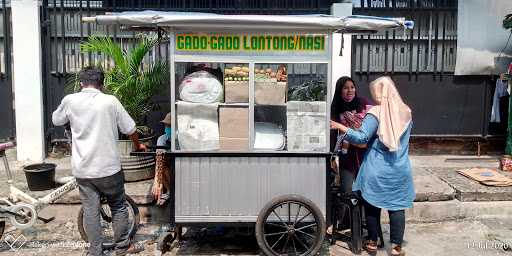 Gado-Gado Biak Sangihe Bpk. Aad 8