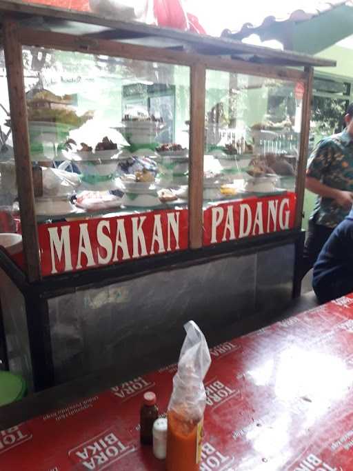 Nasi Padang Omega Tapakis 1