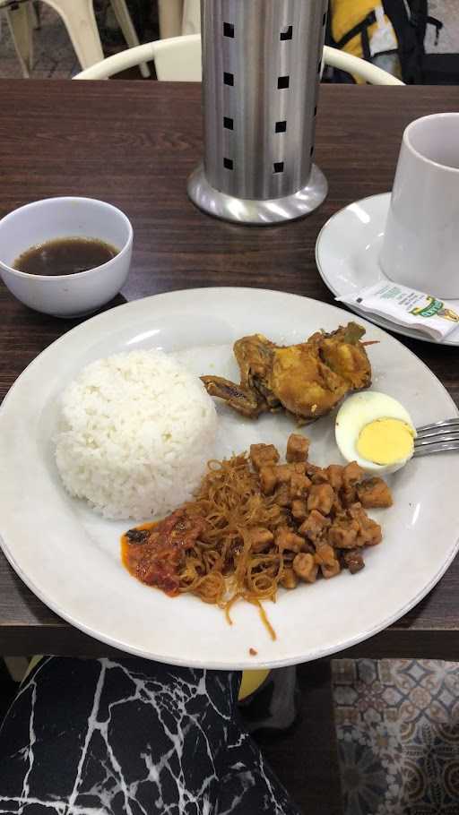 Warung Kebun Kota 5