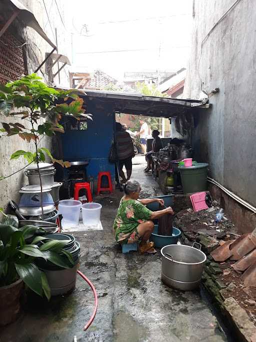 Warung Nasi Uduk Bu Nur 10