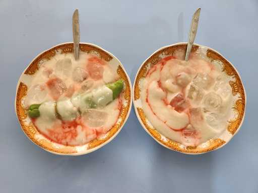 Warung Sentral Sop Saudara 8