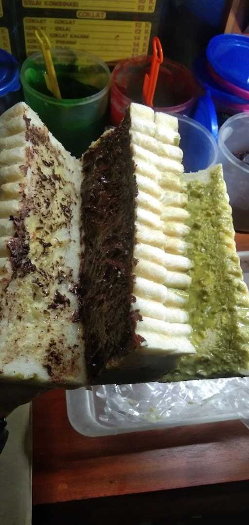 Roti Bakar Bandung Jawara 5