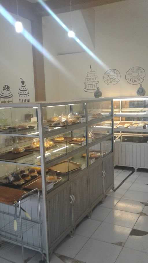 Susan Cake And Bakery 3