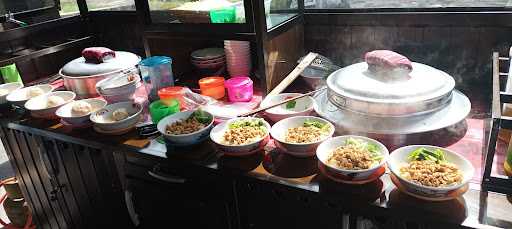 Mie Ayam & Bakso Abang Adek 3