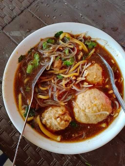 Ud.Romuna & Bakso Ahbab 5