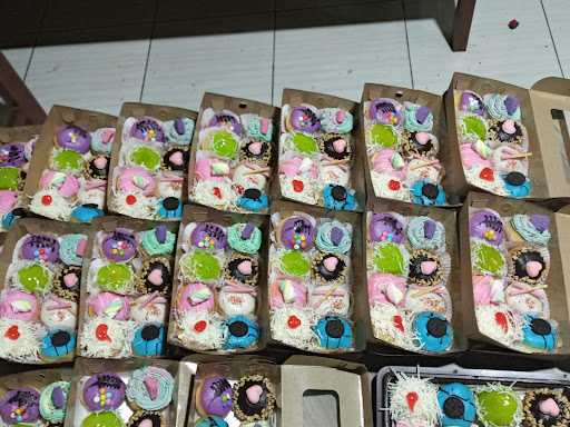 Rumah Donat Linda 9