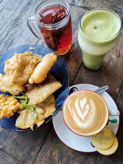 Watu Langit Jogja Coffee And Resto 10