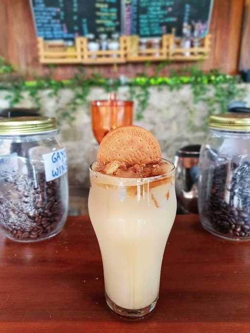 Watu Langit Jogja Coffee And Resto 7