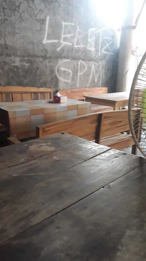 Warung Kopi Moris 6