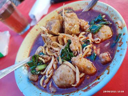 Bakso Depan Pgri Garut 10