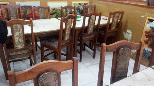 Rumah Makan Banau 7