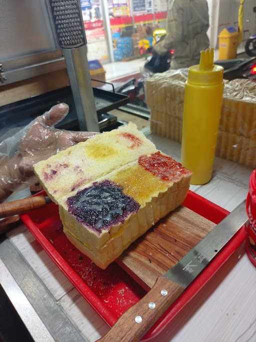 Roti Bakar Dan Kukus Ilyas 1