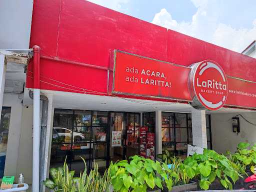 Laritta Bakery - Gayungsari 1