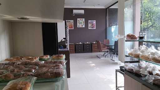 Zaitun Bakery Surabaya 3