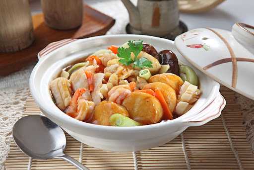 Ovala (Chinese & Seafood) 9