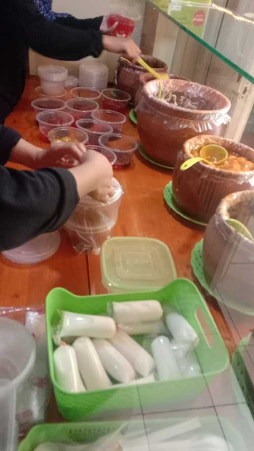 Bubur Srikandi Ayu, Gayung Kebonsari 6