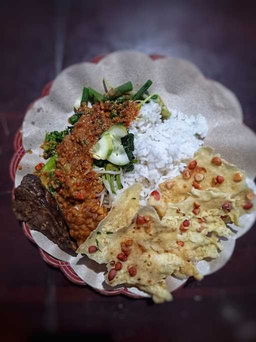 Rawon,Krengsengan,& Pecel Madiun 1