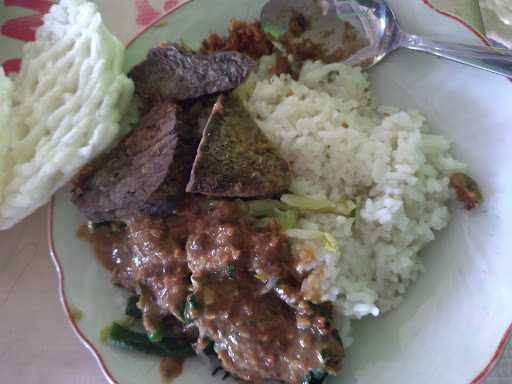 Rawon,Krengsengan,& Pecel Madiun 2