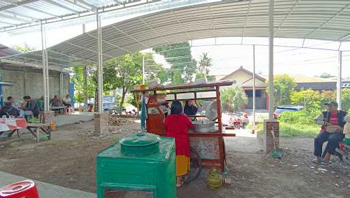 Soto Madura Cak Yusuf Gayungsari 7