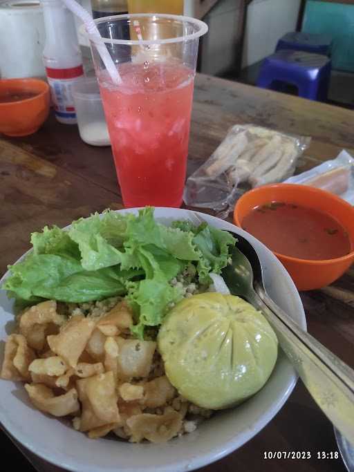 Mie Pangsit Bandung 6