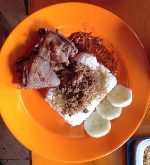 Depot Mbangah Nasi Bebek Dan Ayam Goreng 10