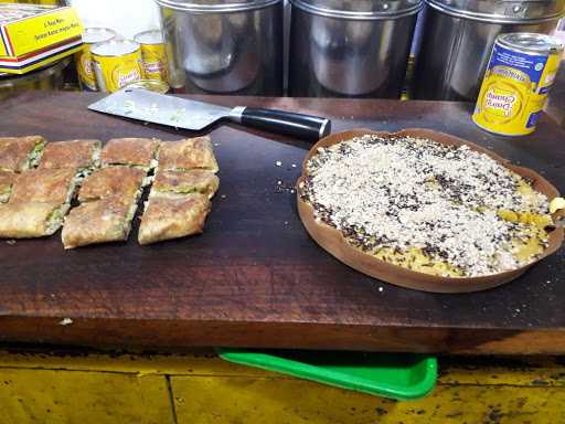 Hoiland Martabak Dan Terang Bulan 9