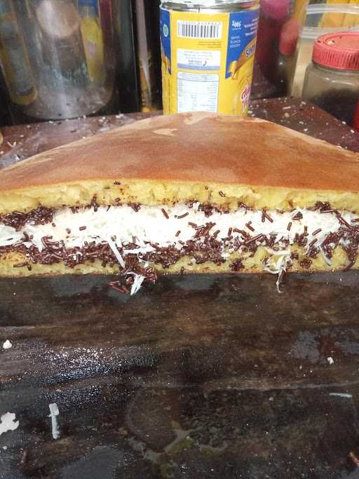 Hoiland Martabak Dan Terang Bulan 6