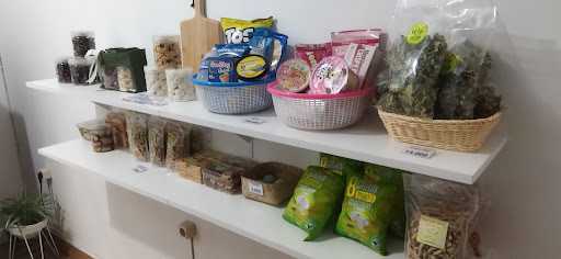 Monsa Locker & Snack 2