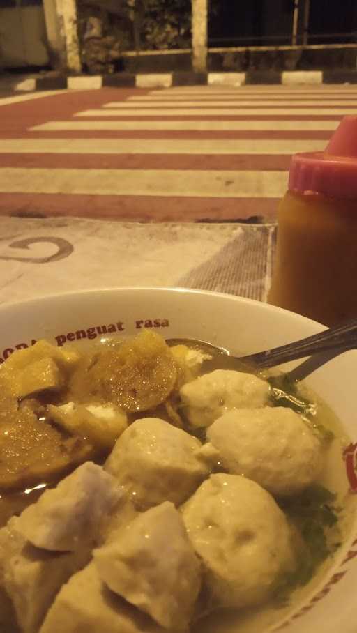 Bakso Depan Sd Kanisius Notoyudan 3