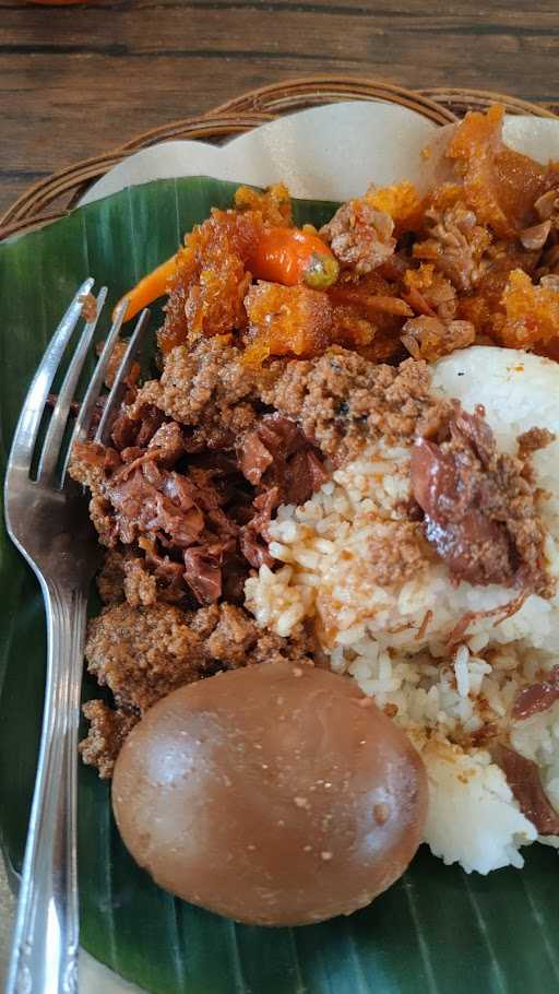 Gudeg Yu Djum - Pasar Kembang 7