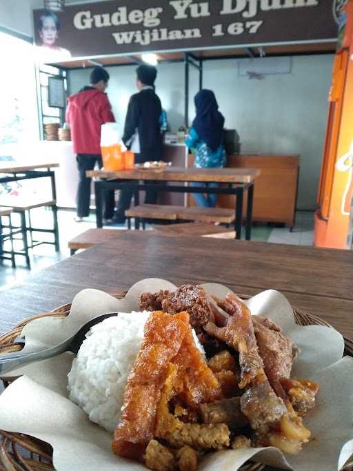 Gudeg Yu Djum - Pasar Kembang 5