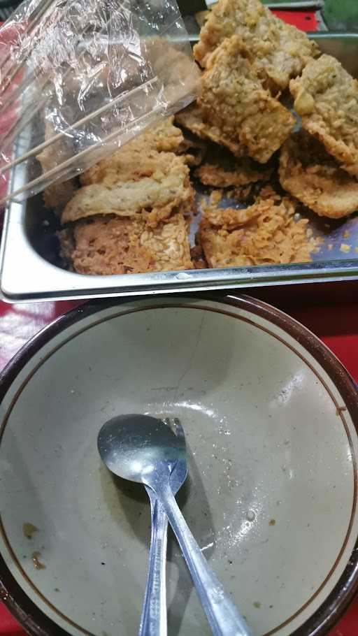 Soto Ayam Kampung Dan Daging Sapi Pak Gendut 2