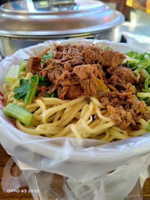 Mie Ayam Bakso Surasa 4