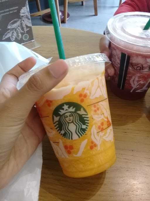 Starbucks - Grand City Surabaya 8