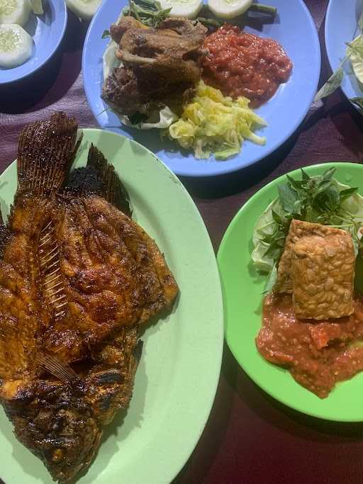 Ayam Goreng - Ikan Bakar Kencana 2