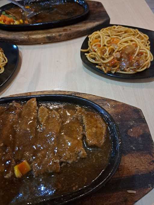 Logissteak Kudu Raya 7