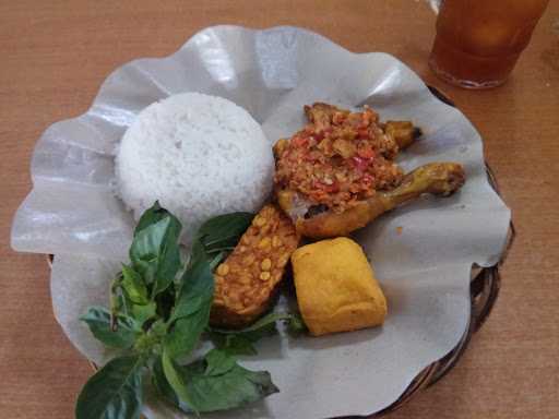 Ayam Gepuk Damkar 5