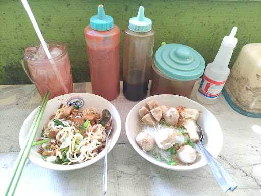 Baso Tole 1