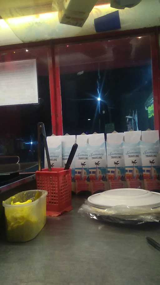 Corner Kebab Rawa Arum 8