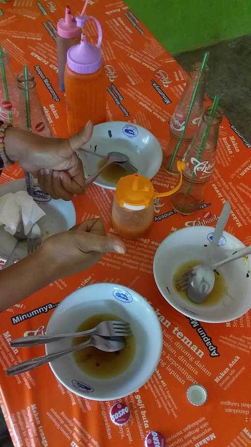 Bakso & Mie Ayam Solo Monggo Mas 4 3