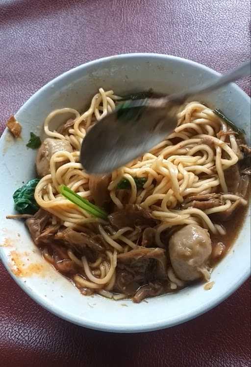 Bakso Sangrila 2 Gerung 2