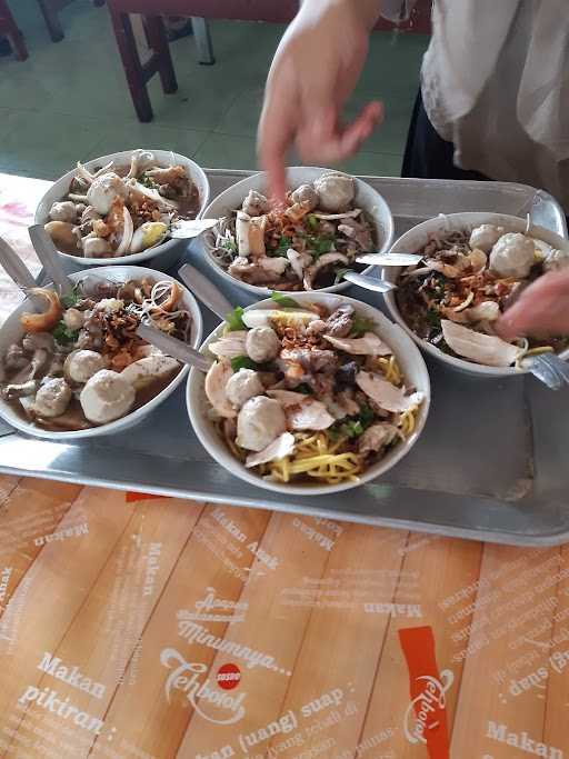 Warung Bakso Babussalm 3