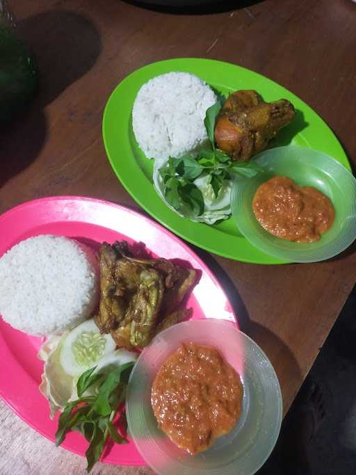 Warung Merah Putih 1