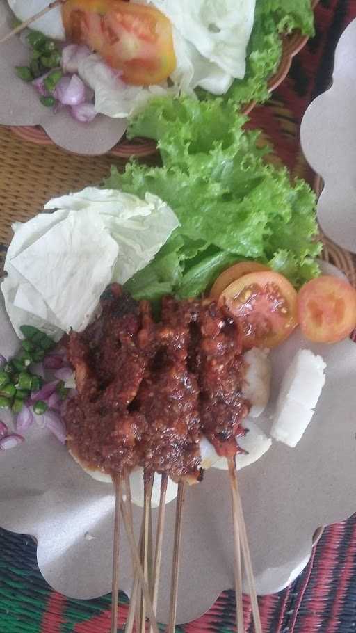 Sate Kelinci Pak Kalimin & Tanaman Hias 7