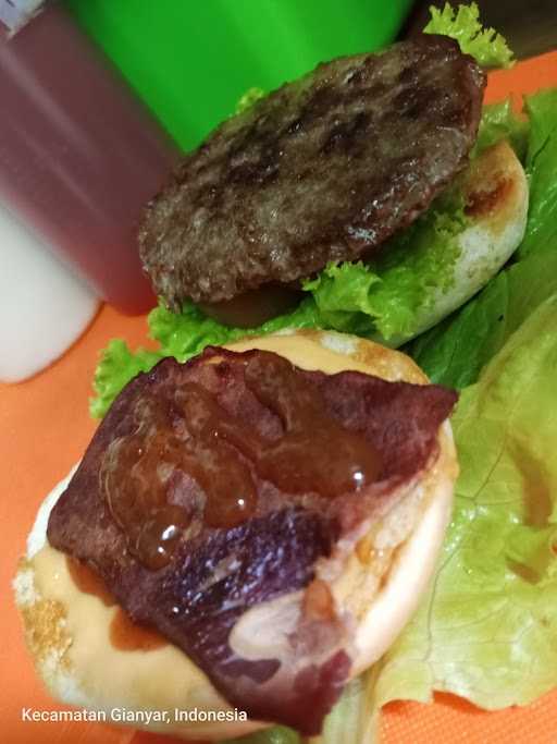 Burger Bangor Gianyar 3