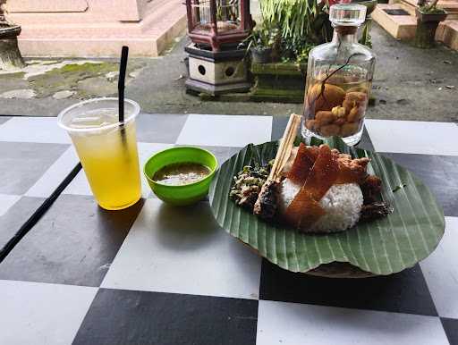 Babi Guling Warung Vengkung 10