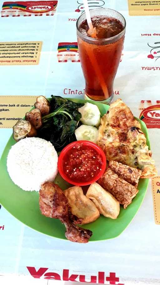 Warung Nasi Tempong Mbak Rida 6